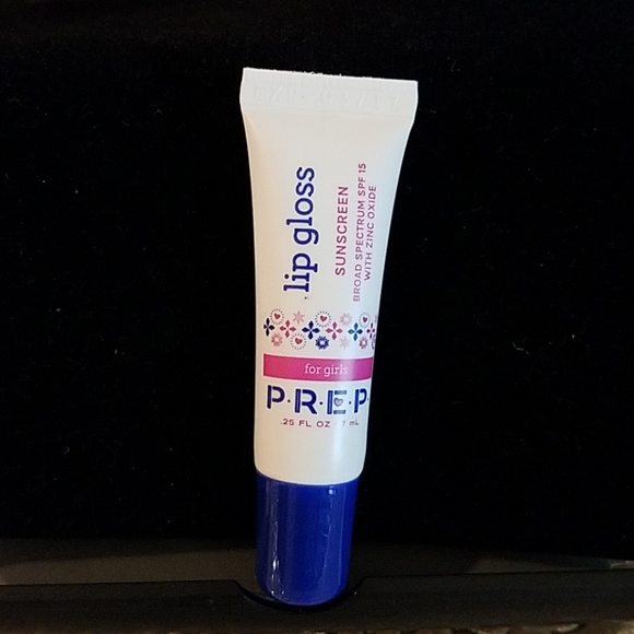PREP Lip Gloss with sunscreen - Picture 4 of 8